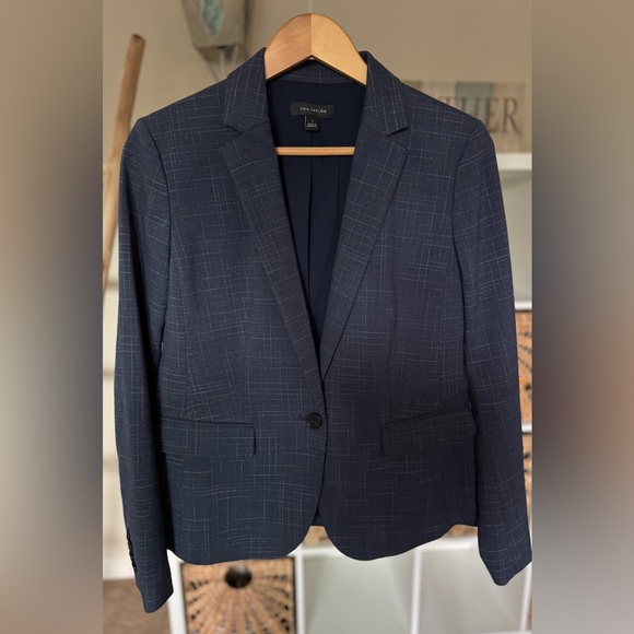 Ann Taylor Blue Plaid Single Button Blazer - Picture 6 of 7